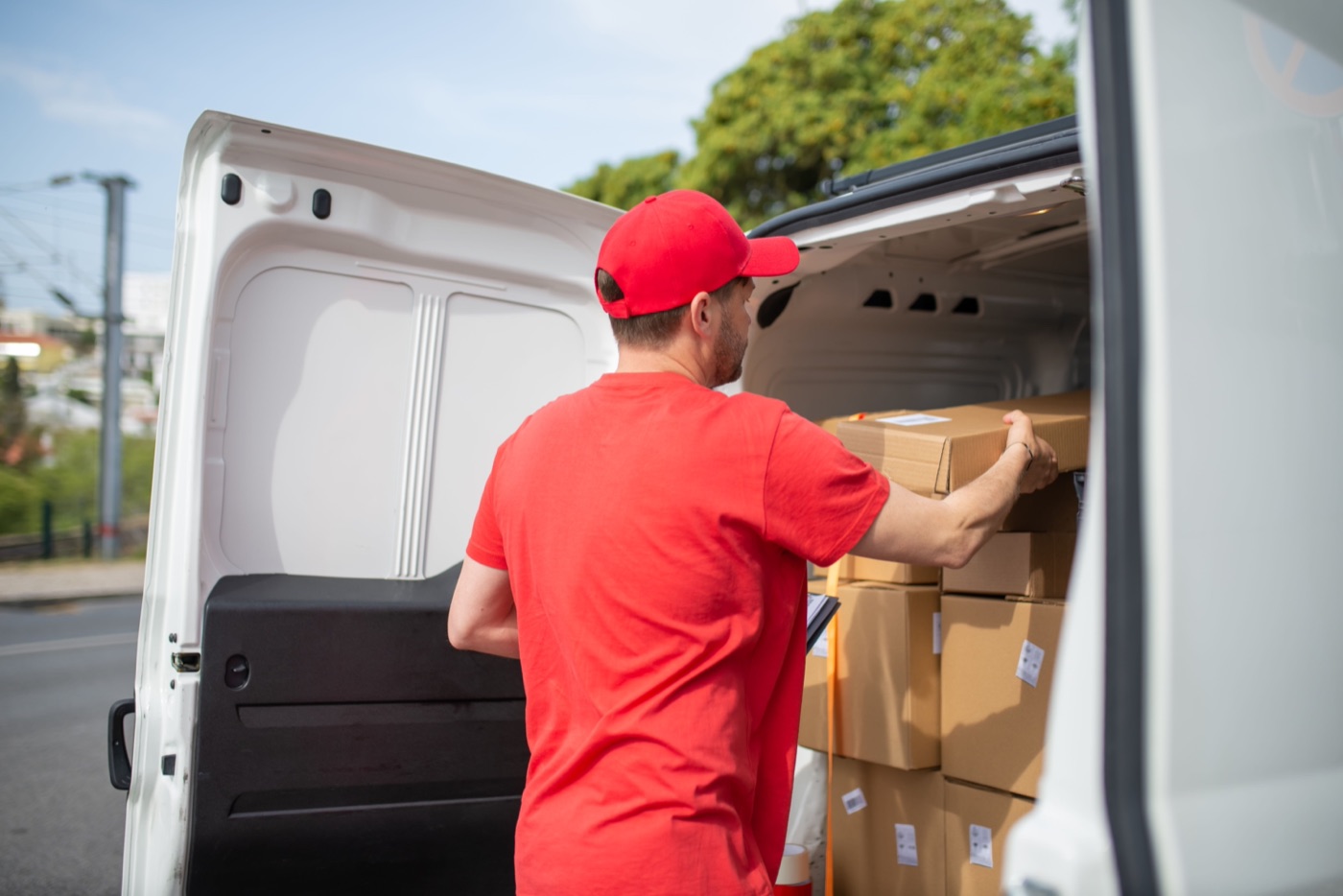 Loading a trade delivery